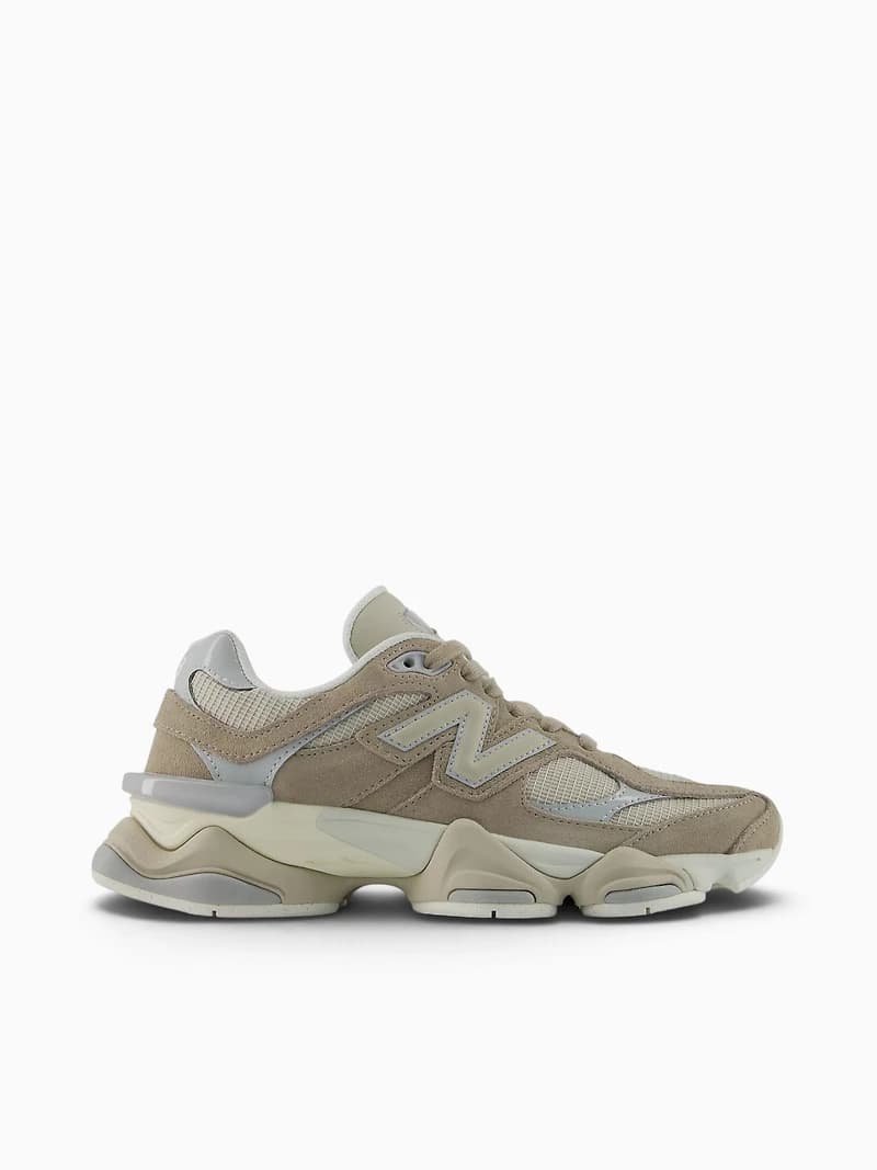 9060 Driftwood Suede Mesh